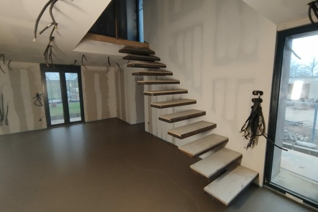 escalier suspendu