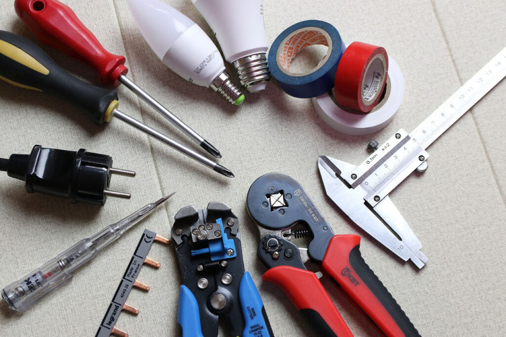 outils électricien