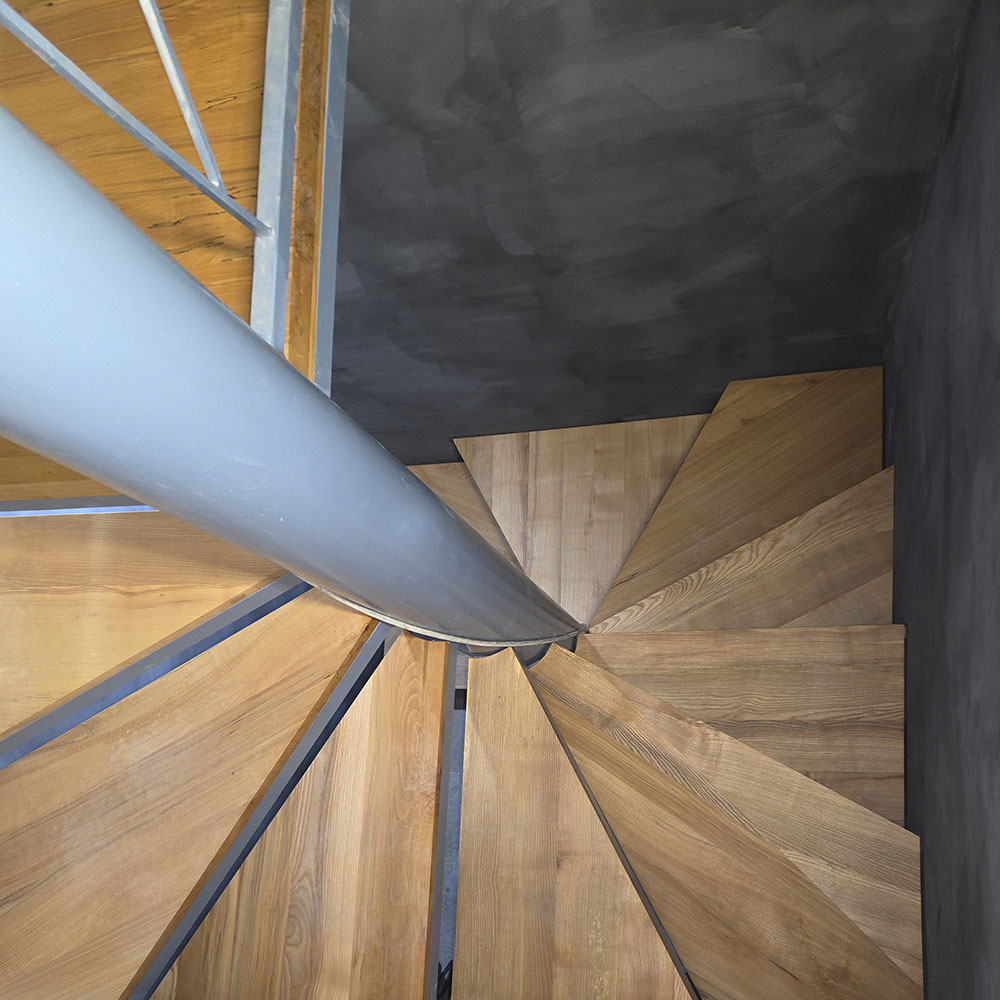 Escalier tournant frene 2